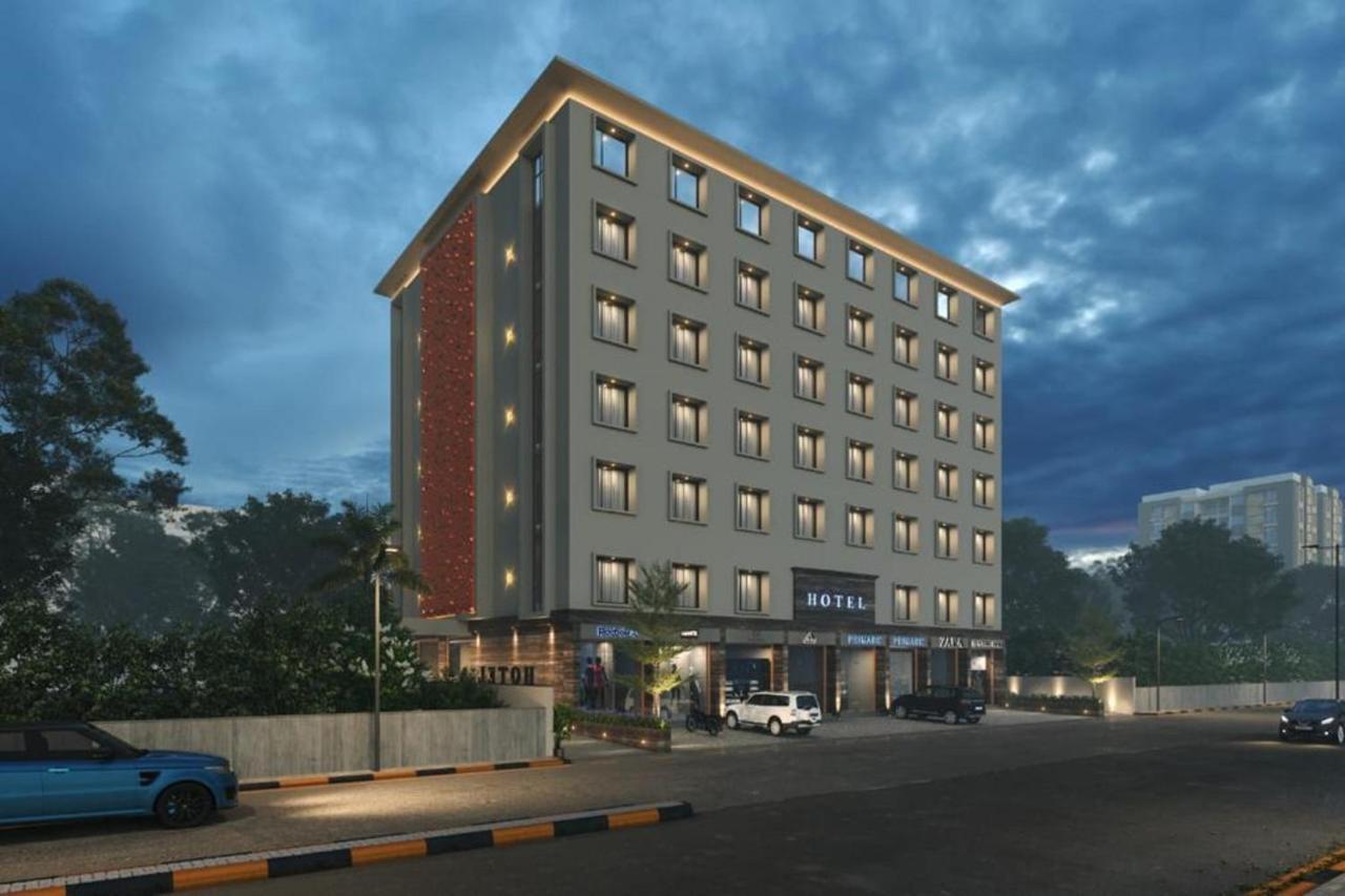 The Sky Imperial Hotel Kailash Jamnagar Bagian luar foto